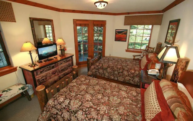 Townhome in Beaver Creek with Mountain View by RedAwning