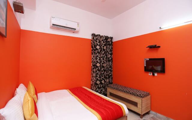 OYO 9044 Hotel Yatrik