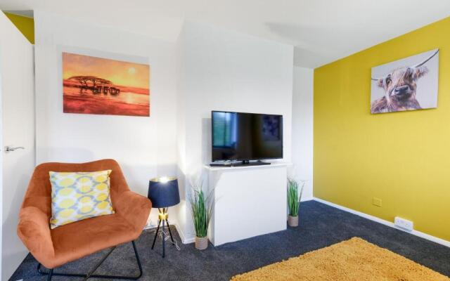 Brambles House West Drayton 3 Bedroom