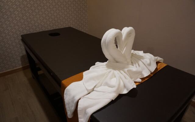 The Green View Hotel