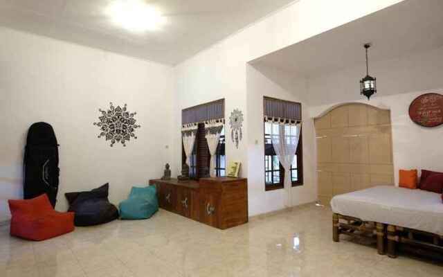 Wood Stone Hostel