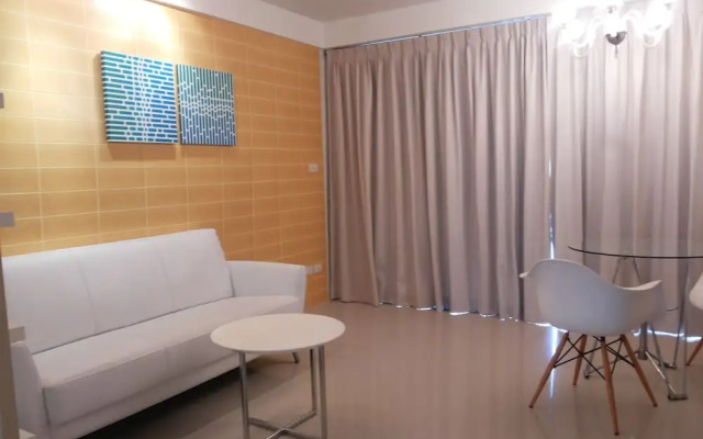 The Green Golf Residence Condominium
