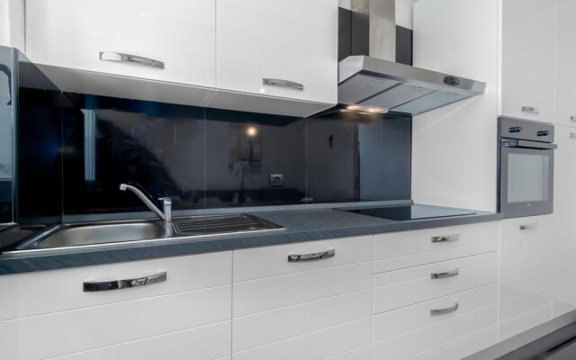 Amazing Apartment in Dramalj With 2 Bedrooms and Wifi