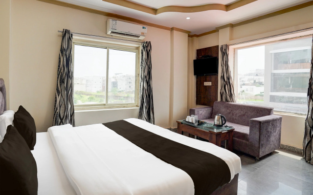 OYO 10592 Hotel Ganga Palace