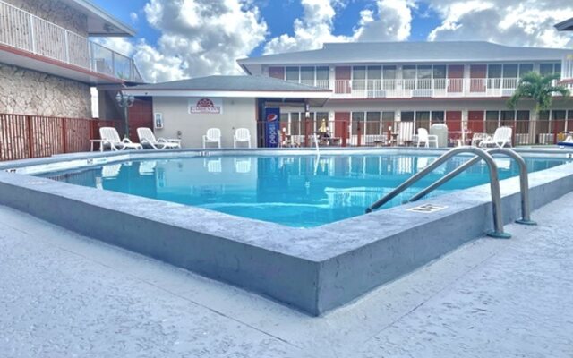 Garden Inn Homestead