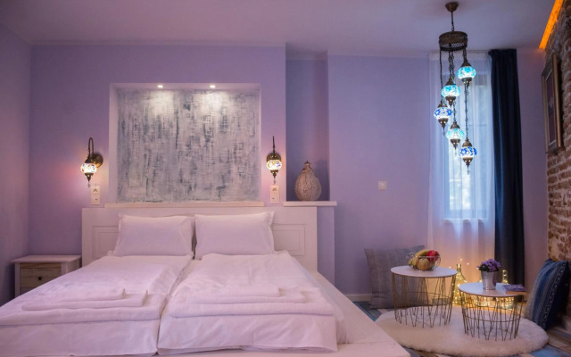 Saborna 25 Guest House