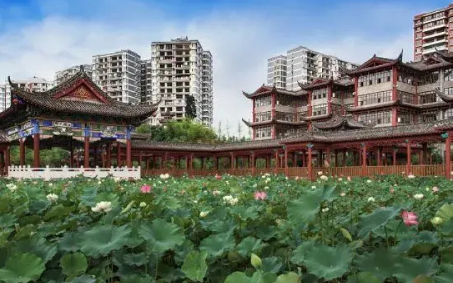 Hualongcheng Hotel