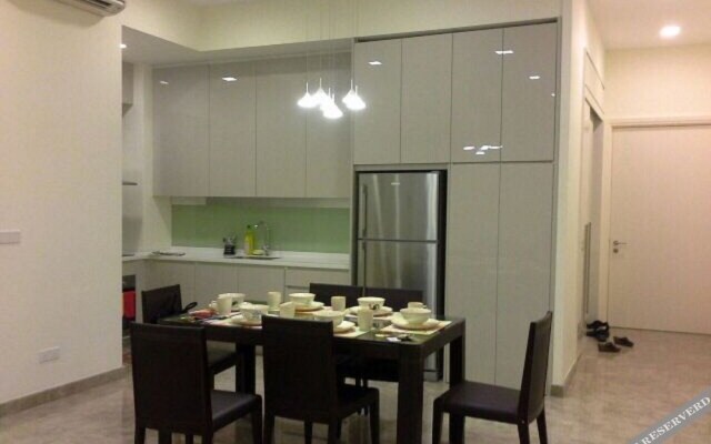 Paradise Apartment at Taragon BktBintang