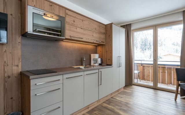 Chalet With Sauna and Jokercard in Summer