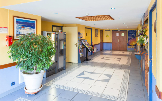 Greet Hotel Bordeaux Floirac Arena