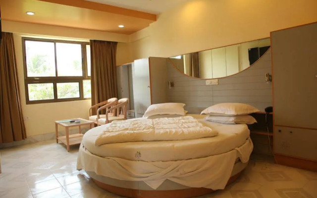 Hotel Ravi Kiran