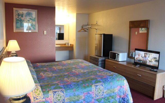 Silver Sands Motel