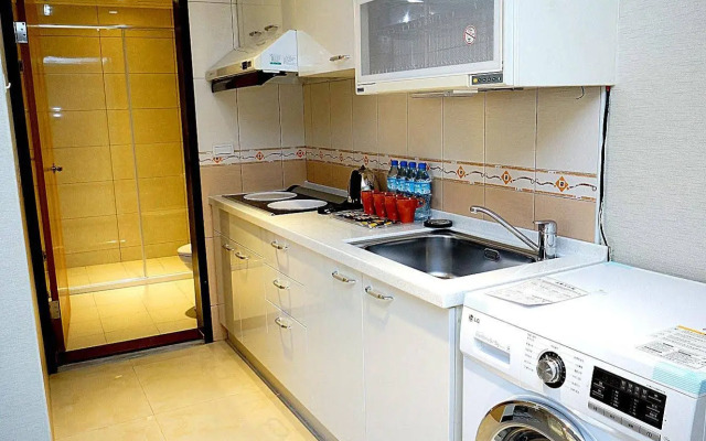 Urban Chic Inn