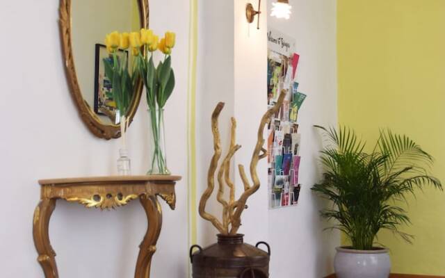 Qui Sentirai Il Battito Pulsante Di Bologna