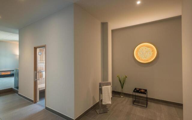 Golden Ball, Exclusive Serviced Apartments Munich