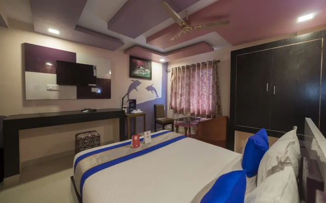 OYO 9930 Hotel AVS Residency