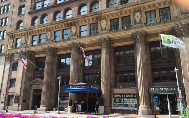 Holiday Inn Express Cleveland Downtown by IHG