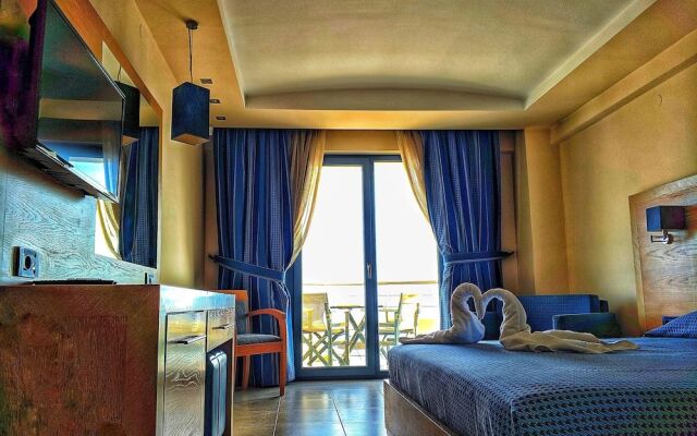 Aegean Blue Beach Hotel