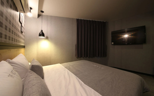 The Last Hotel