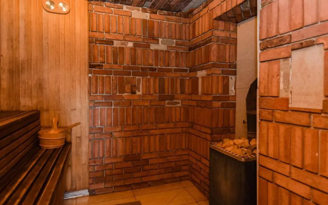 Holiday House with Sauna