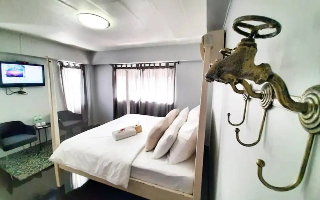 The Royal Chiangkhan Boutique Hotel