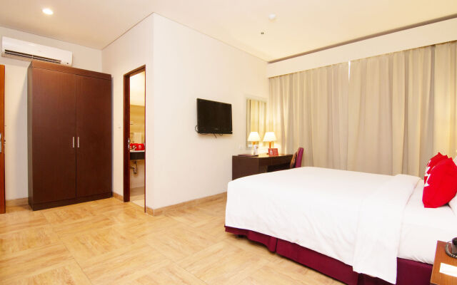 ZEN Rooms Kuta Sentral Parkir 1