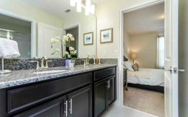 Amazing Champions Gate 7 bedrooms/6 bathrooms!