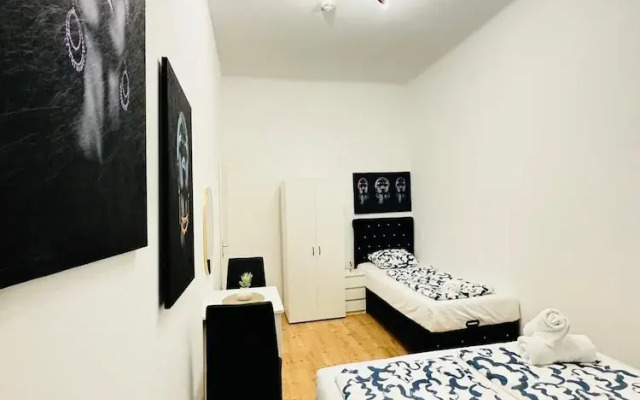 5BR Apartment Near Kaufpark Alterlaa