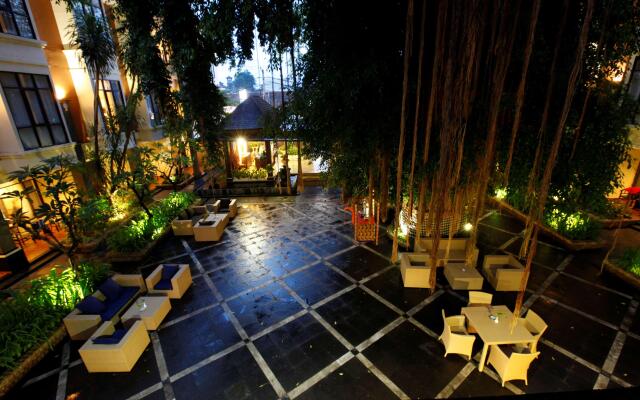 Best Western Resort Kuta Hotel