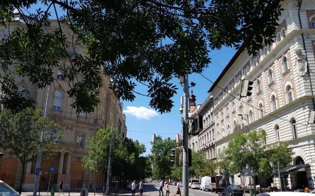 Boudoir Budapest Apartment