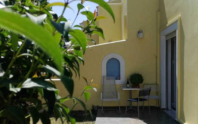 Amarylis Apartments