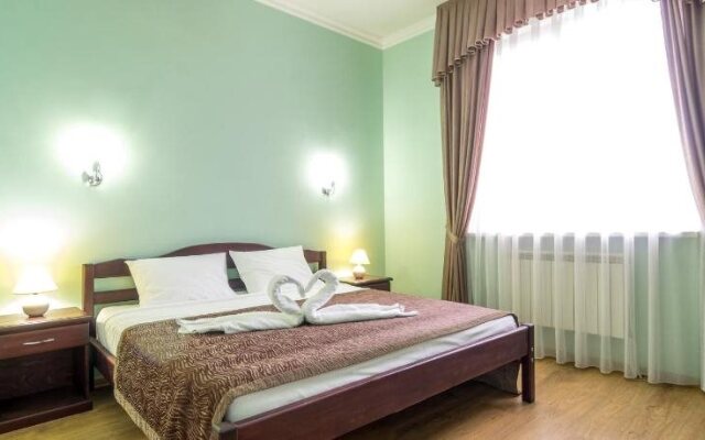U Yashi Guest House