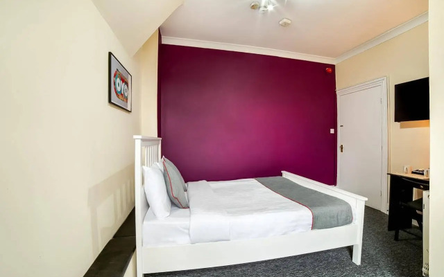 Stratford Hotel