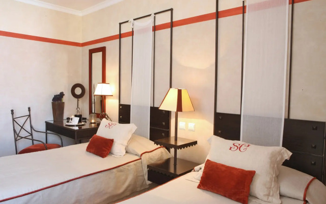 Solar Do Castelo, a Lisbon Heritage Collection