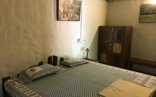 Kamp Kamouflage Kanha