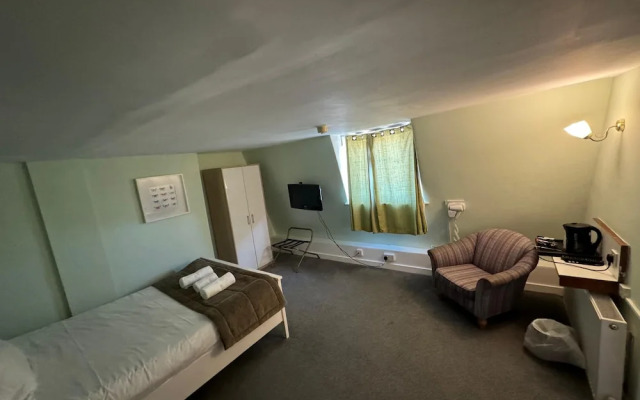 The George Hotel