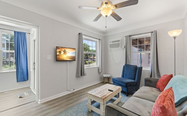 Gulfport Getaway by Vtrips