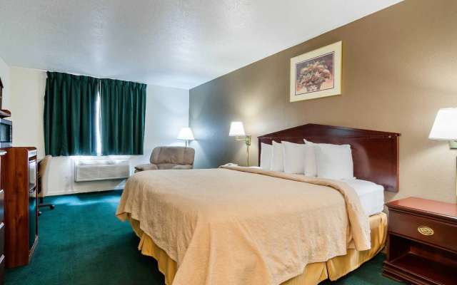 Colby Inn and Suites