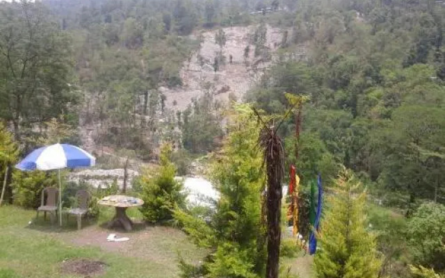 Vamoosetrail Pedong Village Resort