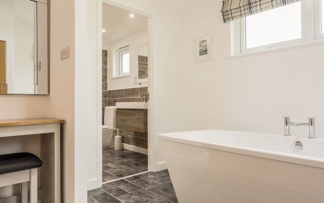 1 Horizon View, Liskeard