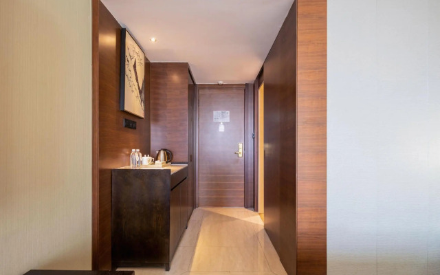 Jinjiang Metropolo Hotel Yantai Wanda Plaza Boutiq