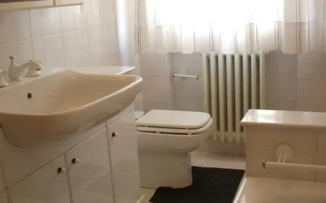 Stanza Privata Alle Porte di Pesaro
