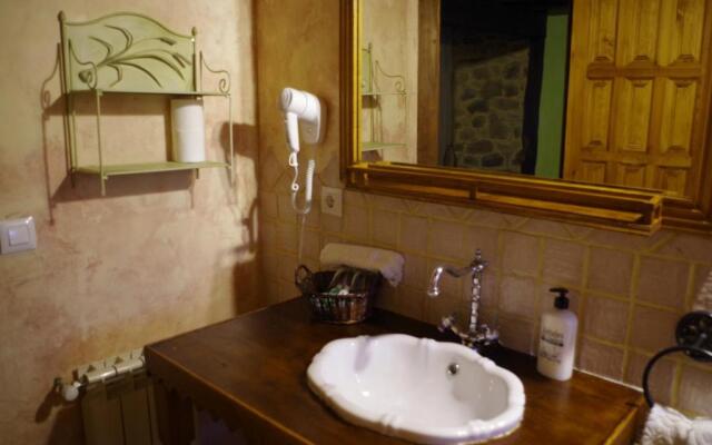 El Espesedo de Cabárceno, Casa rural