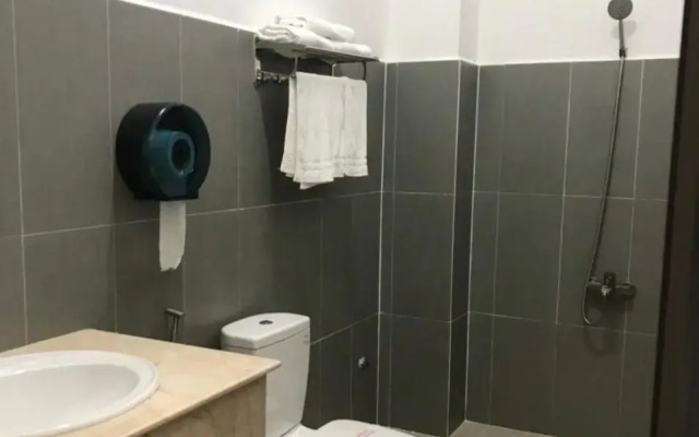 Đức Thạnh Hotel