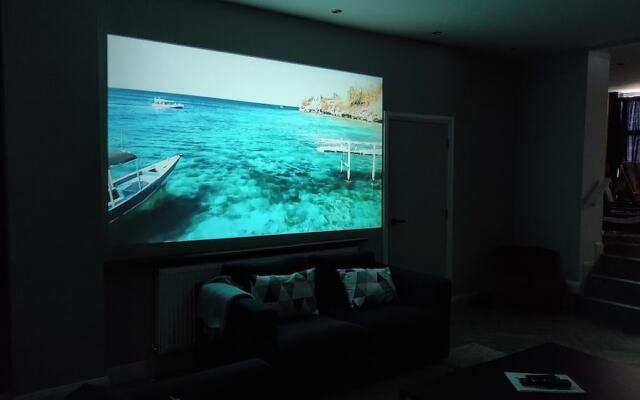 Onyx House