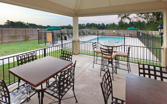 Candlewood Suites Hot Springs by IHG