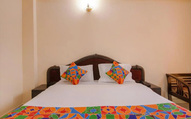 FabHotel Sapphire