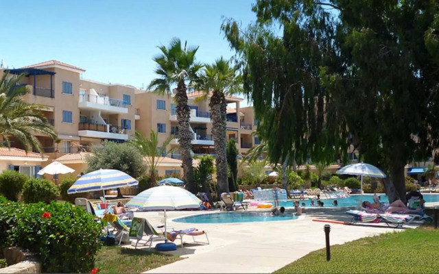 Modern and stylish 1 bedroom apartment in King's Palace