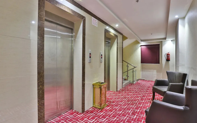 OYO 370 Inwan Residential Units