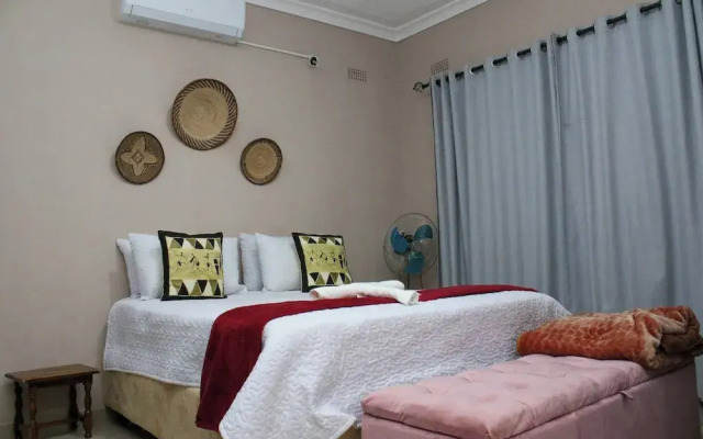 Room in B&B - Cozy and Stylish Room